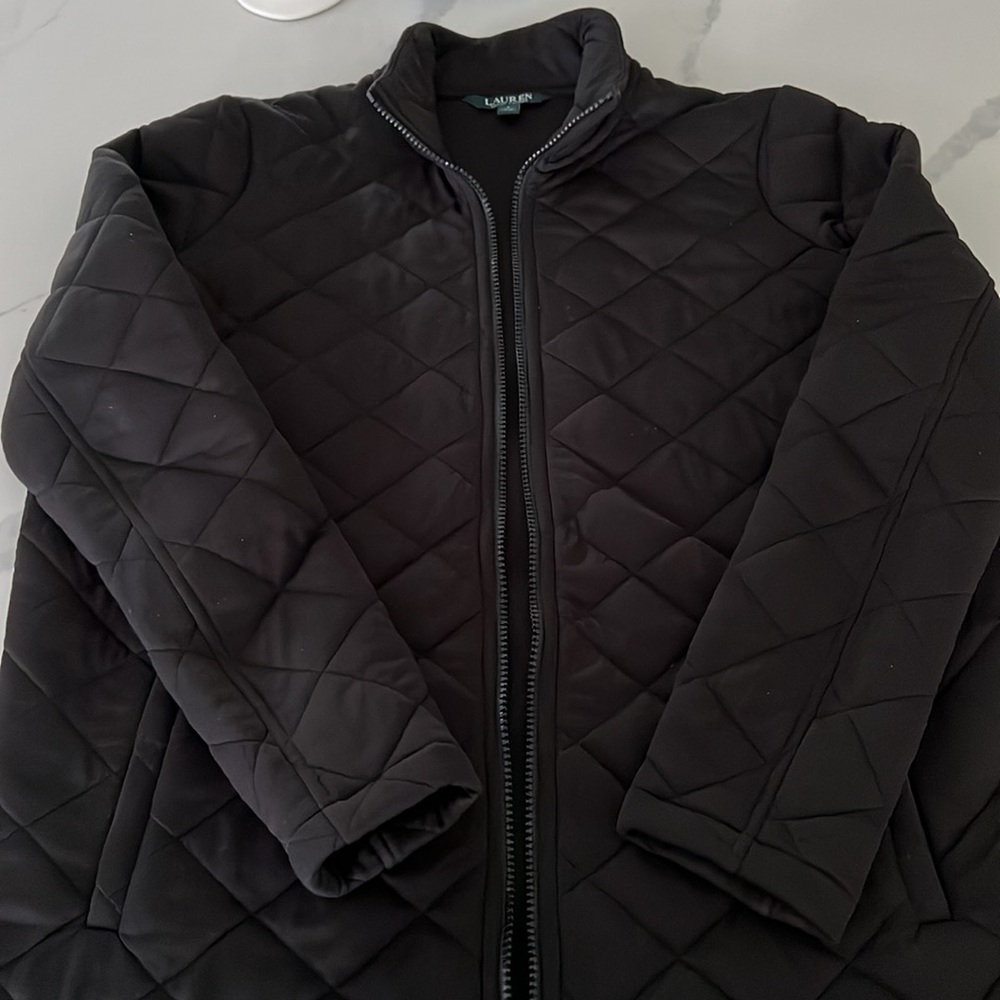 Lauren Ralph Lauren Women’s Quilted Black Jacket. Size Small. Thigh Length.